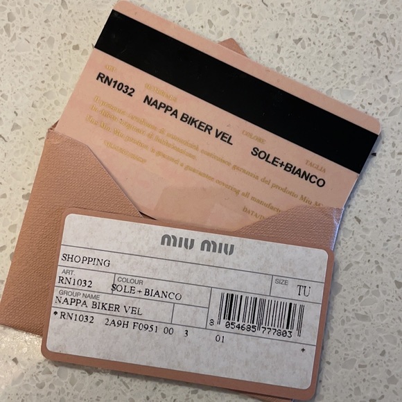 Miu Miu Bag with certification authentication - Picture 8 of 10